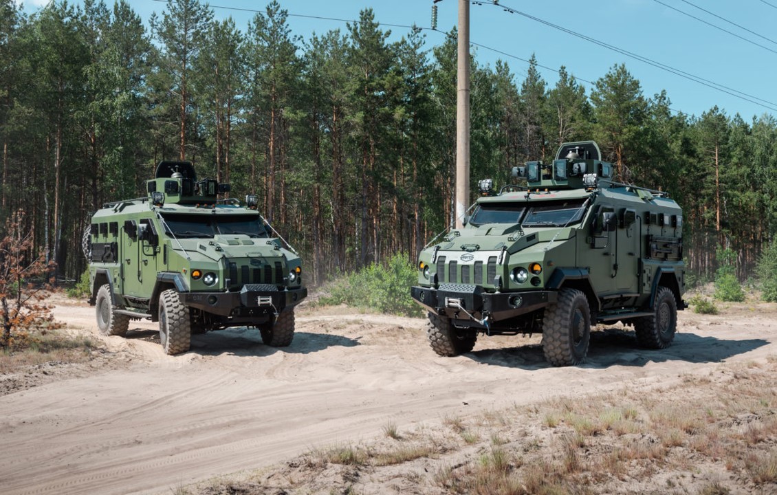 KAMRAT C-130 Ukrainian 4x4 APC (E)